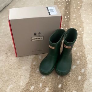 Hunter Boots “Kids First Classic” Hunter Green in original box